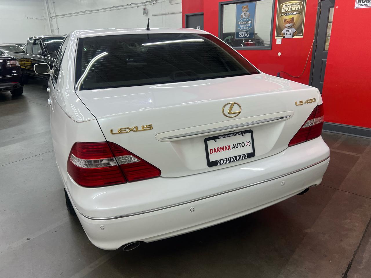 Lexus LS 430 Sedan 2004