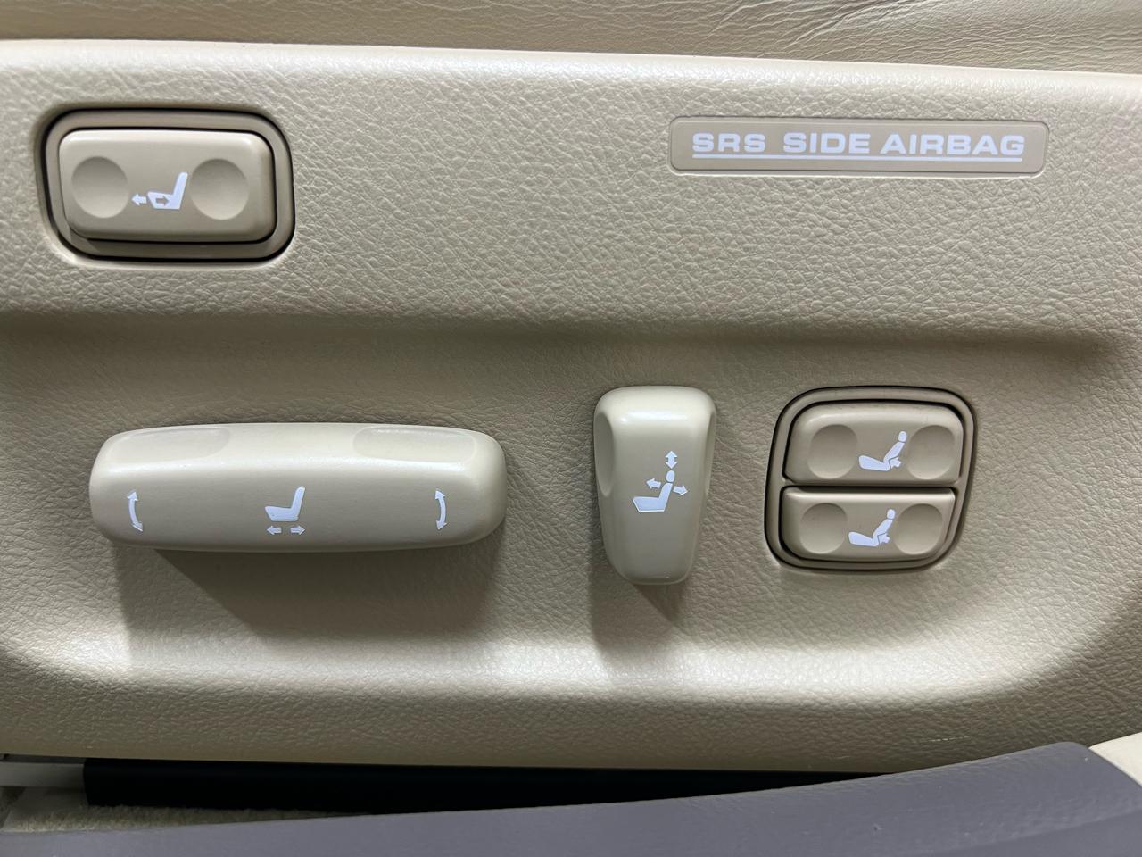 Lexus LS 430 Sedan 2004