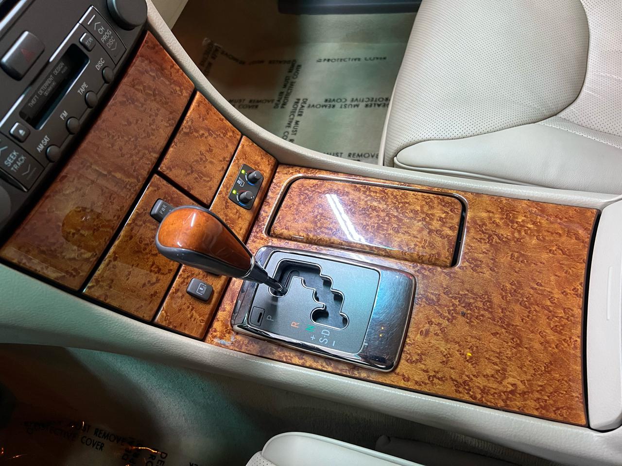 Lexus LS 430 Sedan 2004