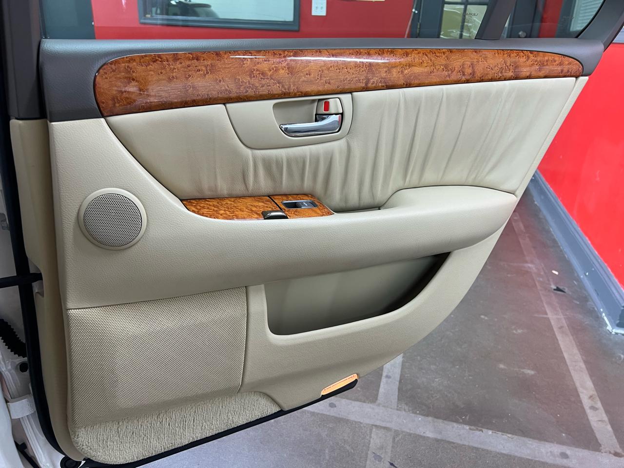 Lexus LS 430 Sedan 2004