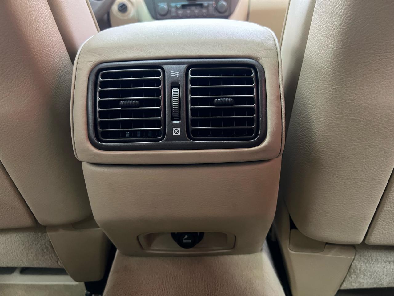 Lexus LS 430 Sedan 2004