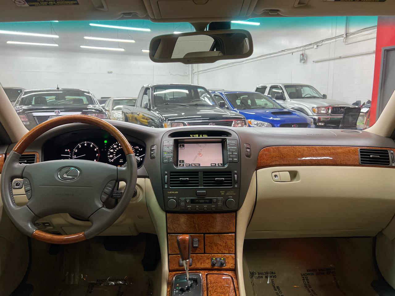 Lexus LS 430 Sedan 2004