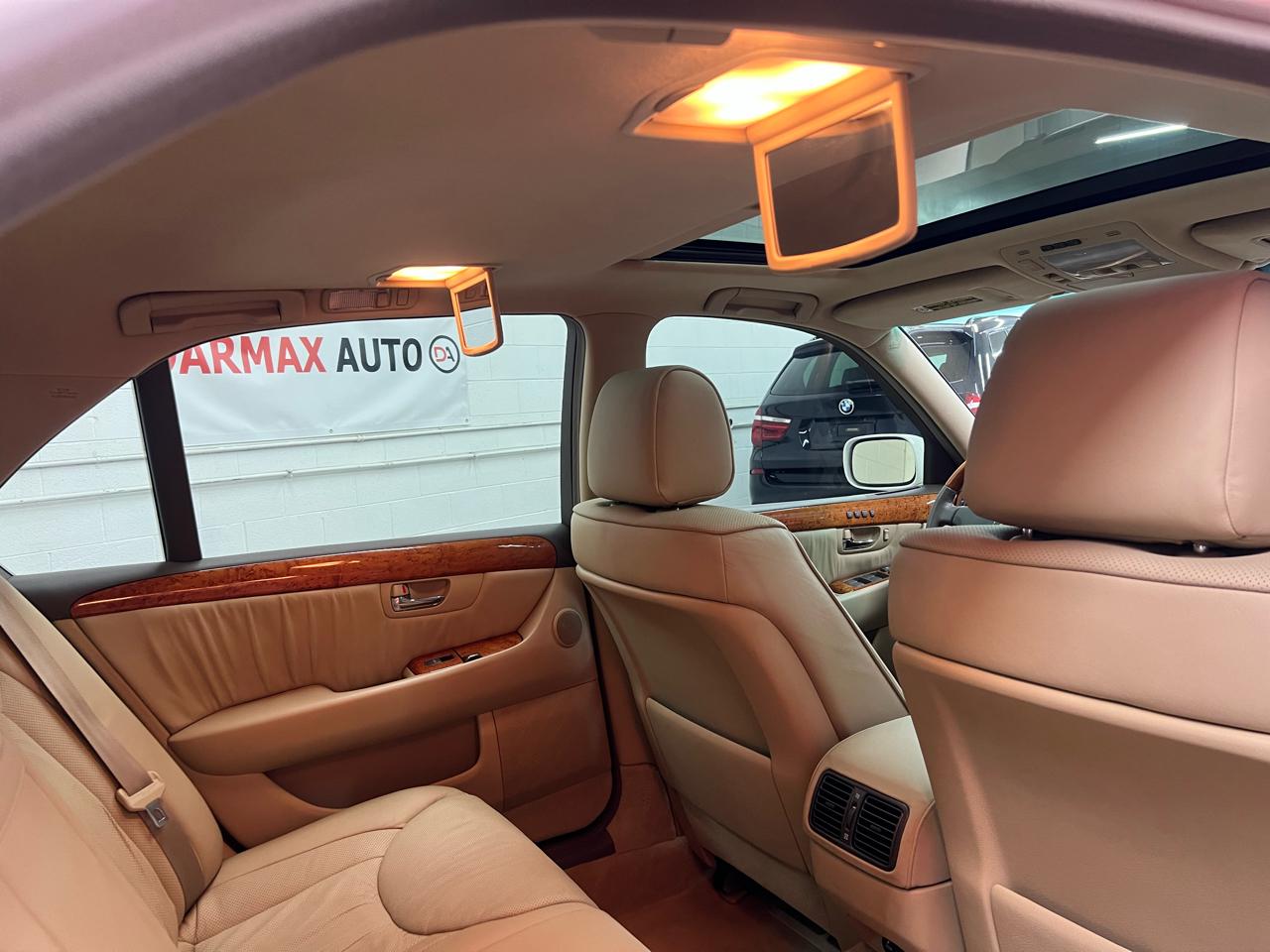 Lexus LS 430 Sedan 2004