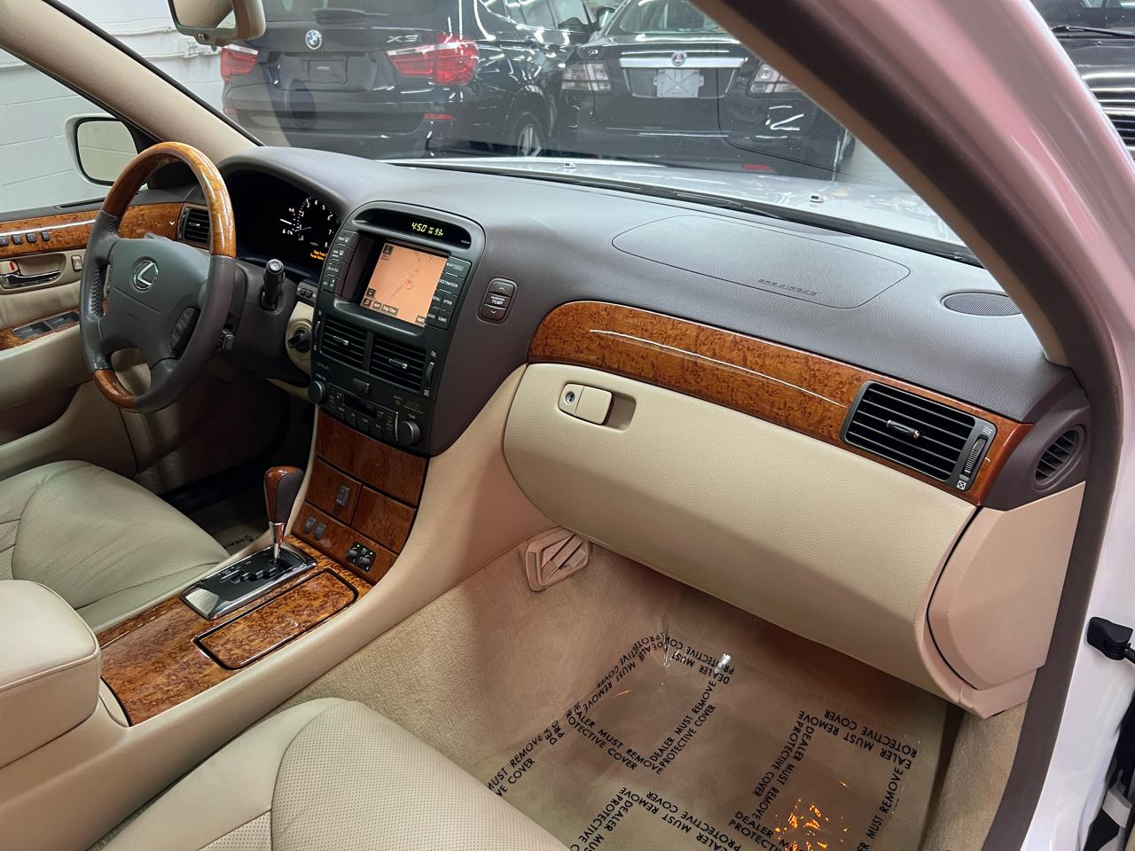 Lexus LS 430 Sedan 2004