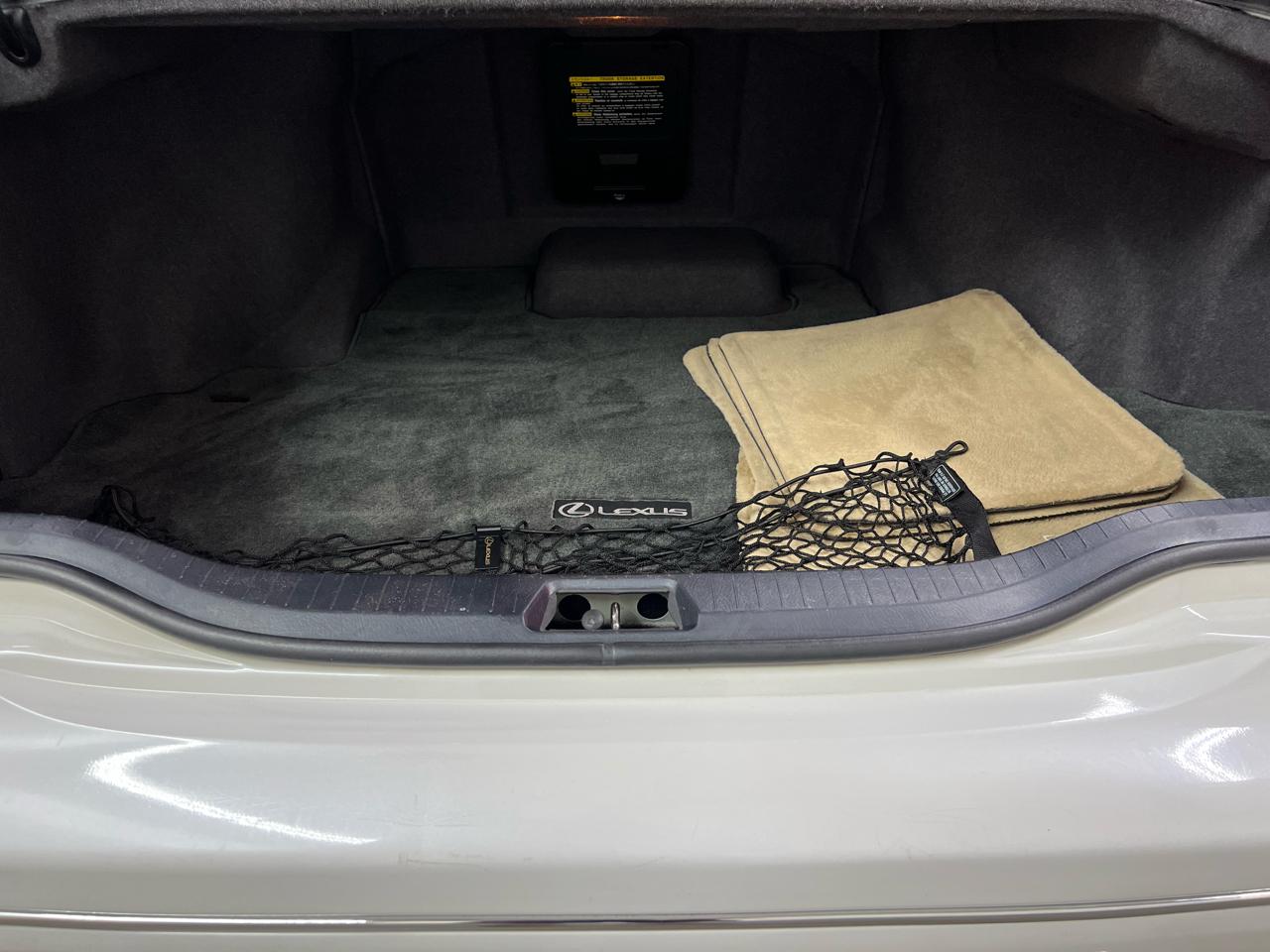 Lexus LS 430 Sedan 2004
