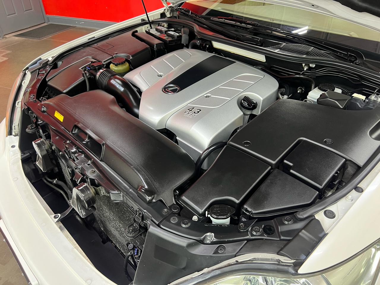 Lexus LS 430 Sedan 2004