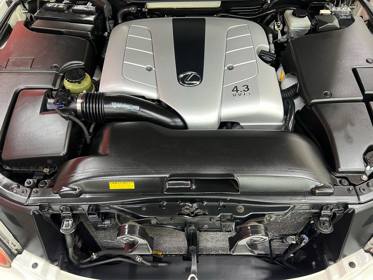 Lexus LS 430 Sedan 2004