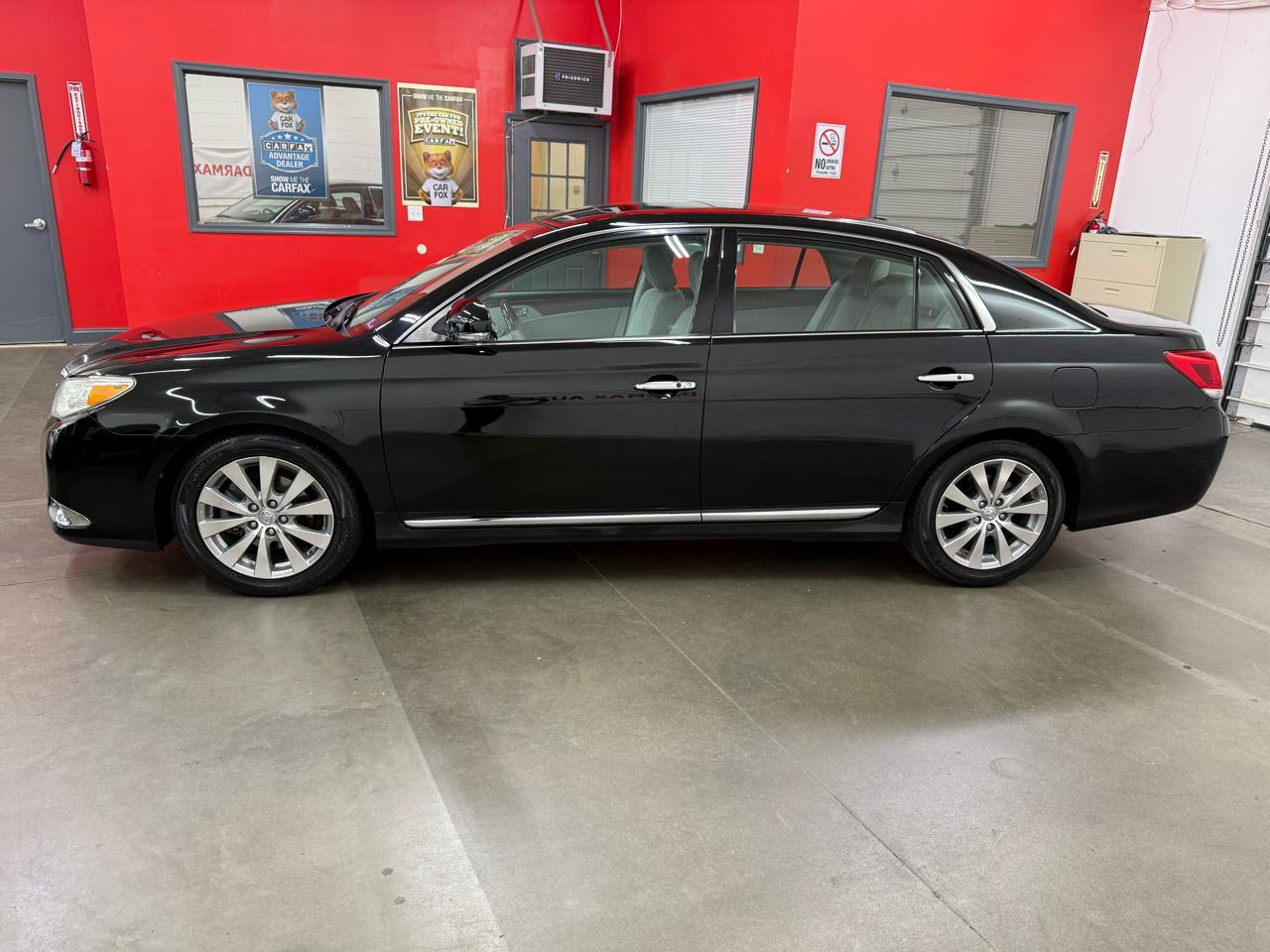 Toyota Avalon Limited 2012