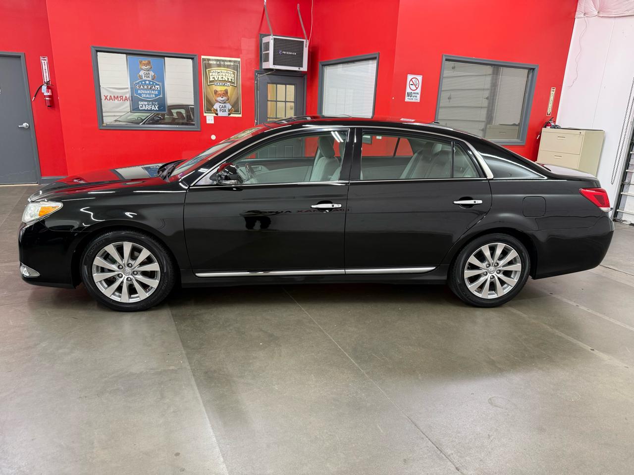 Toyota Avalon Limited 2012