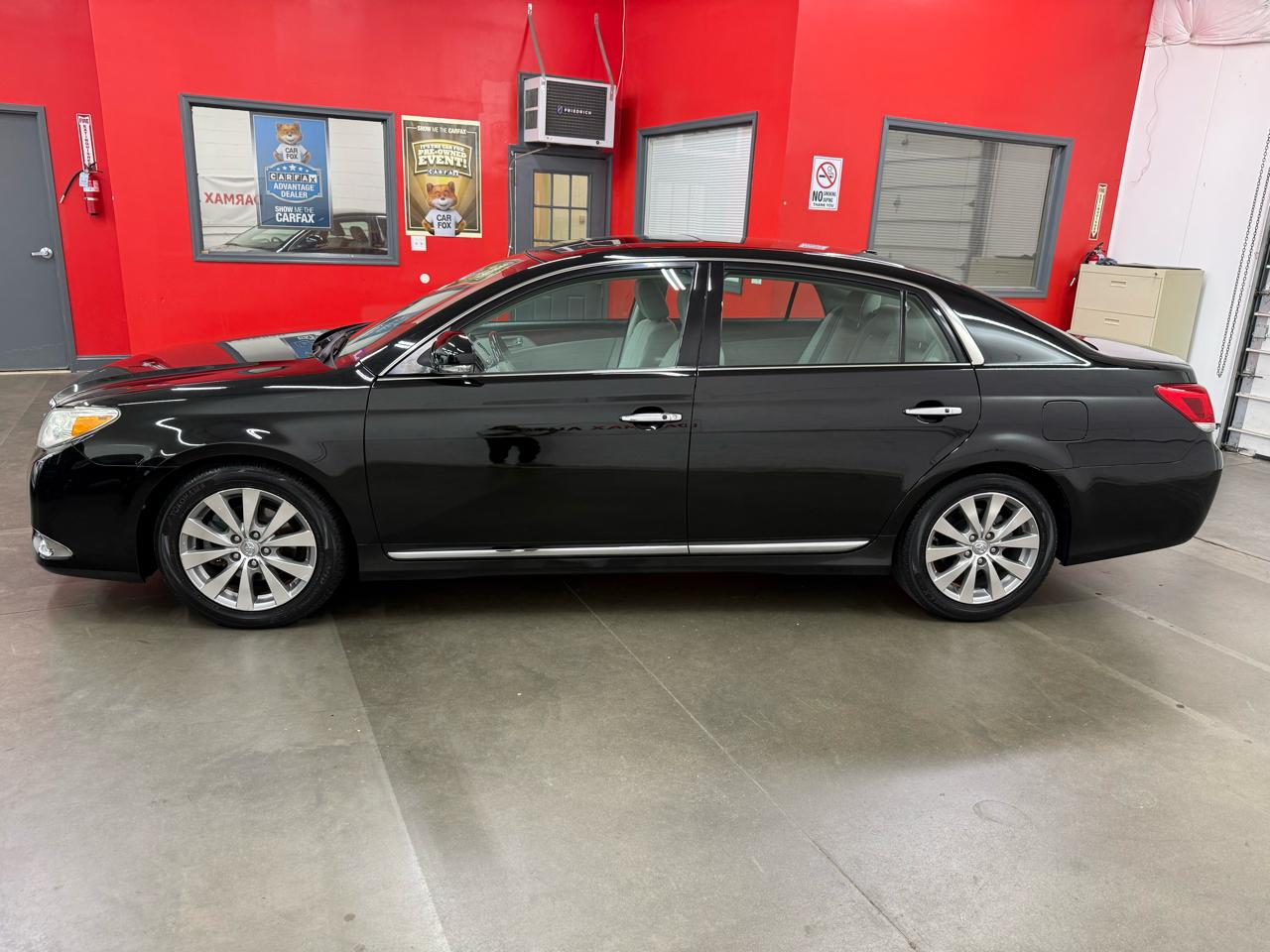 Toyota Avalon Limited 2012