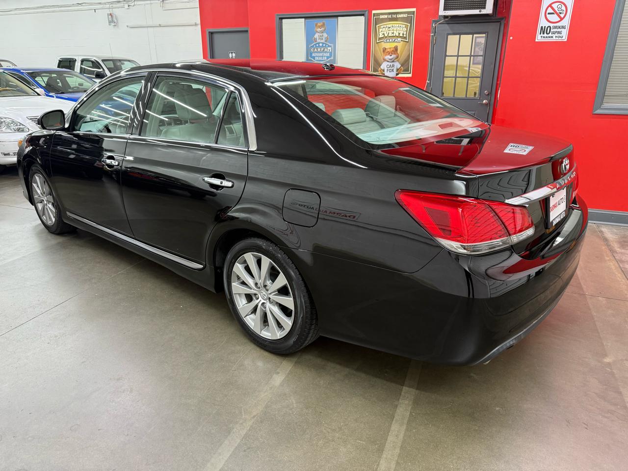Toyota Avalon Limited 2012
