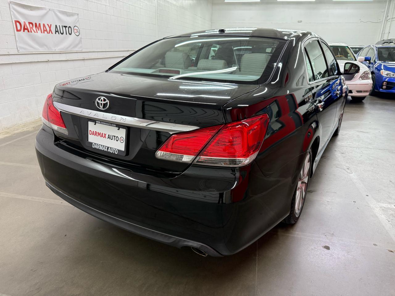 Toyota Avalon Limited 2012