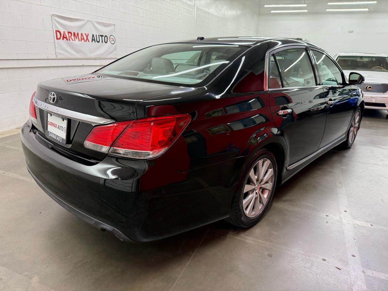 Toyota Avalon Limited 2012