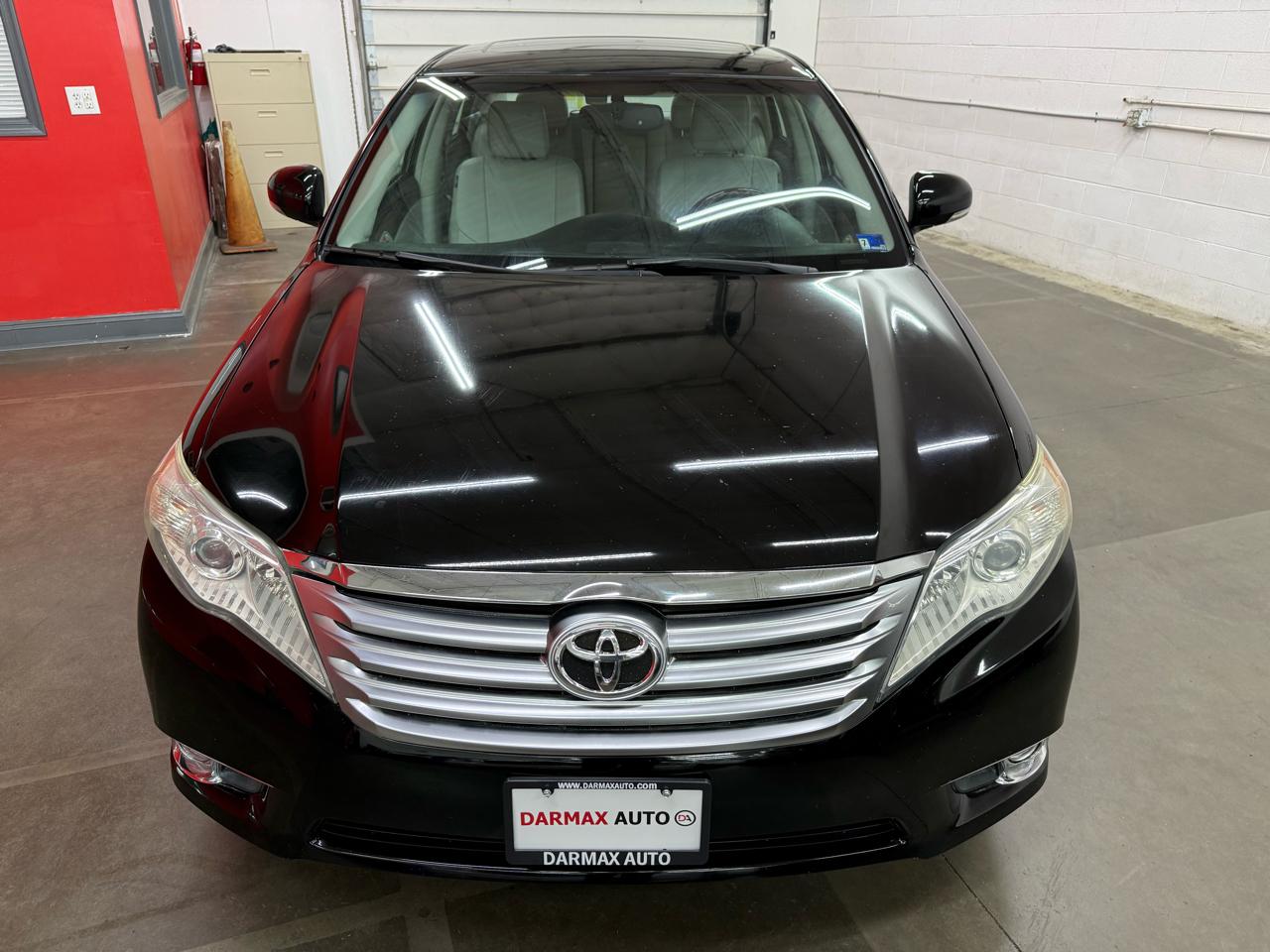 Toyota Avalon Limited 2012