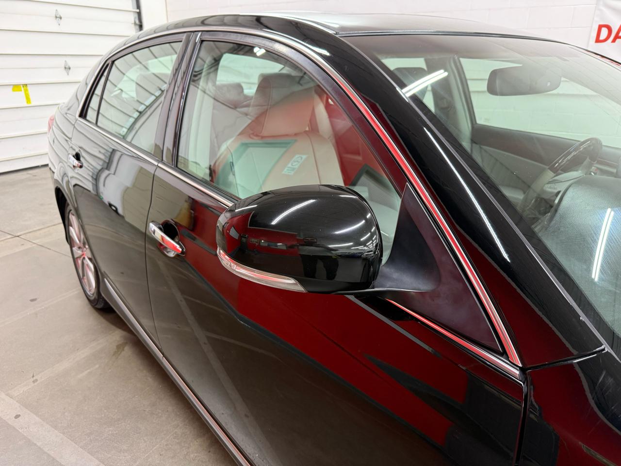 Toyota Avalon Limited 2012