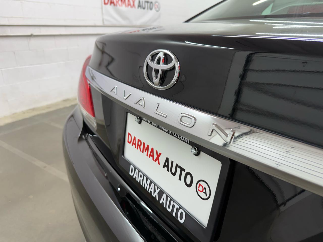 Toyota Avalon Limited 2012