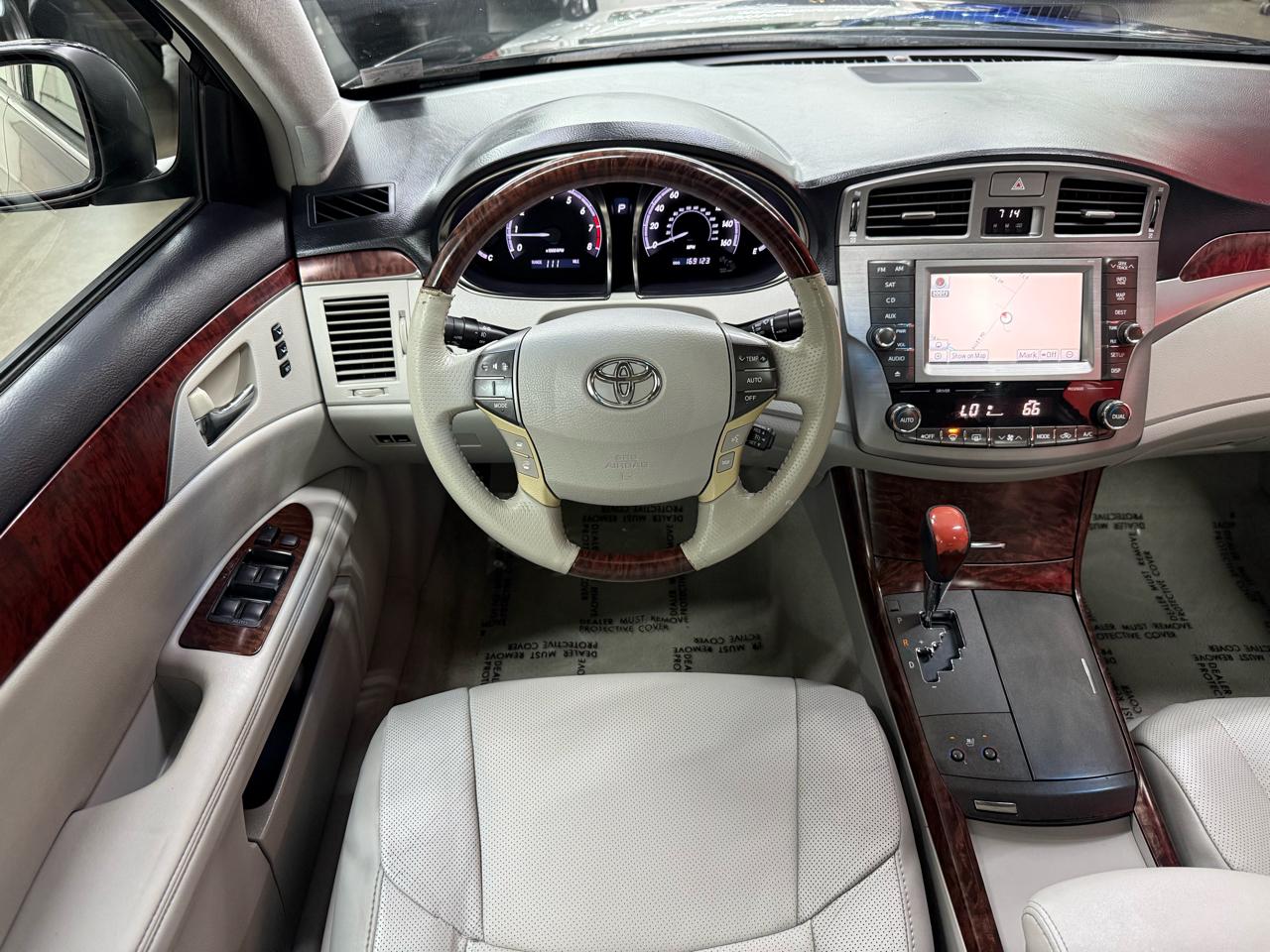 Toyota Avalon Limited 2012