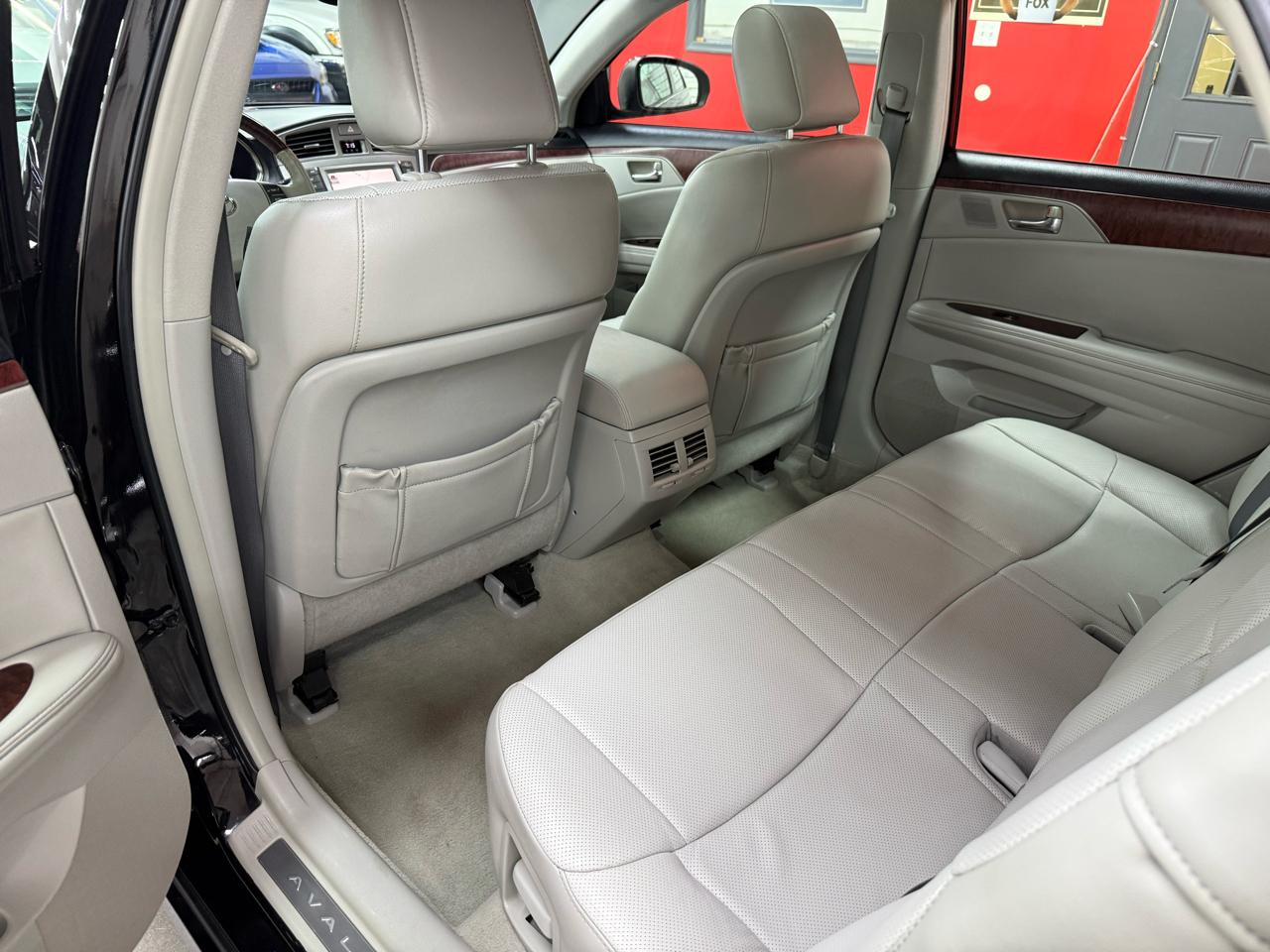 Toyota Avalon Limited 2012