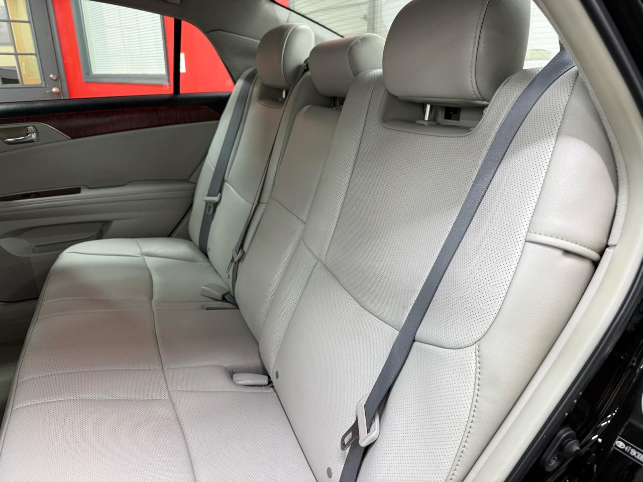 Toyota Avalon Limited 2012