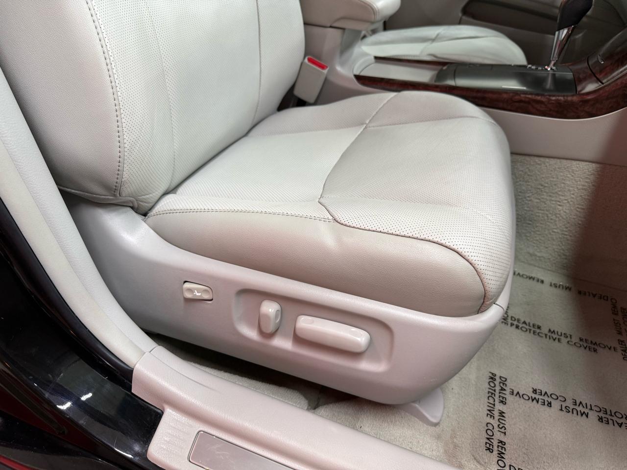 Toyota Avalon Limited 2012