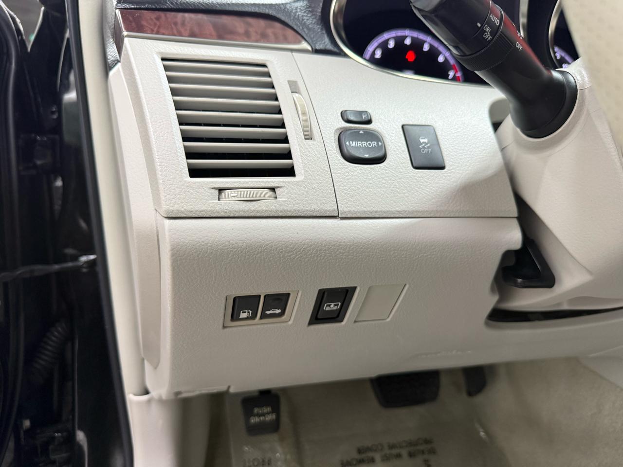 Toyota Avalon Limited 2012