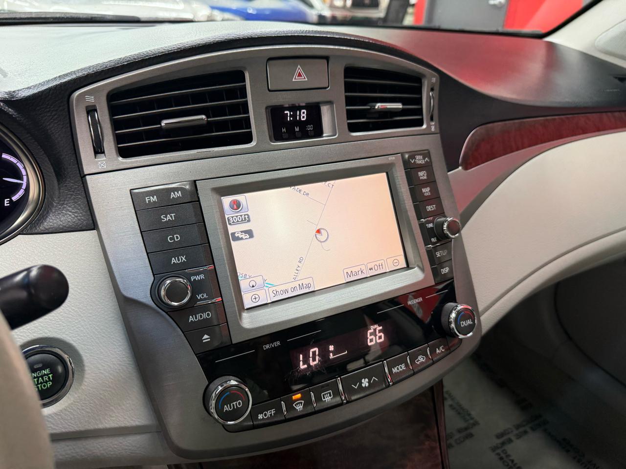 Toyota Avalon Limited 2012