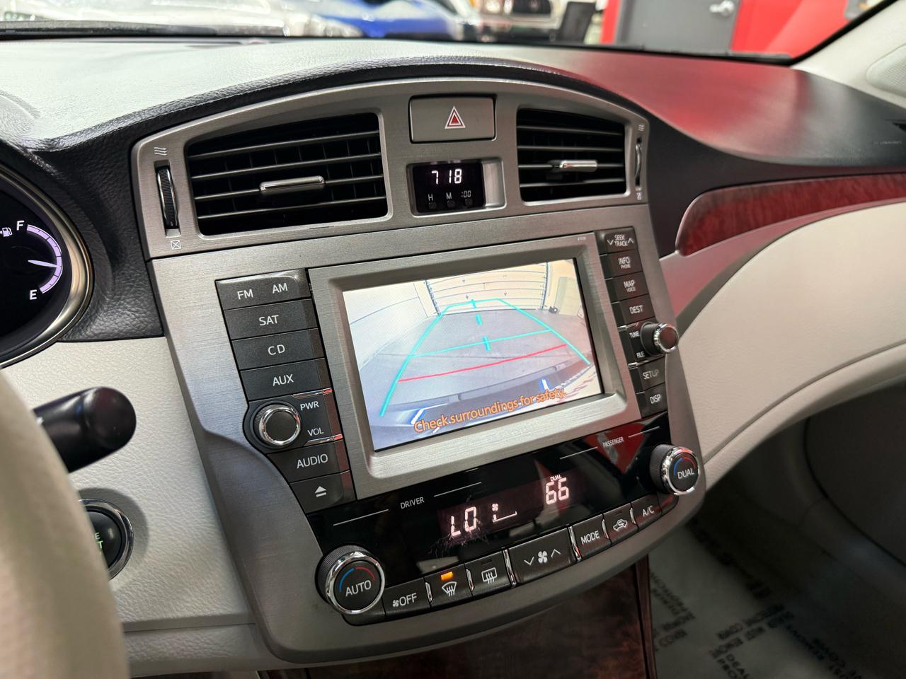 Toyota Avalon Limited 2012