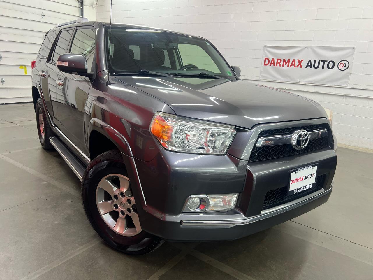 Toyota 4Runner SR5 4WD 2013