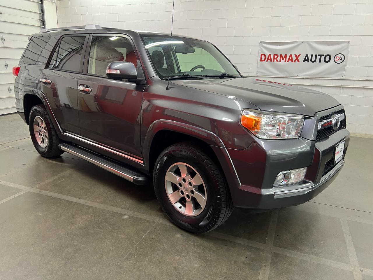Toyota 4Runner SR5 4WD 2013