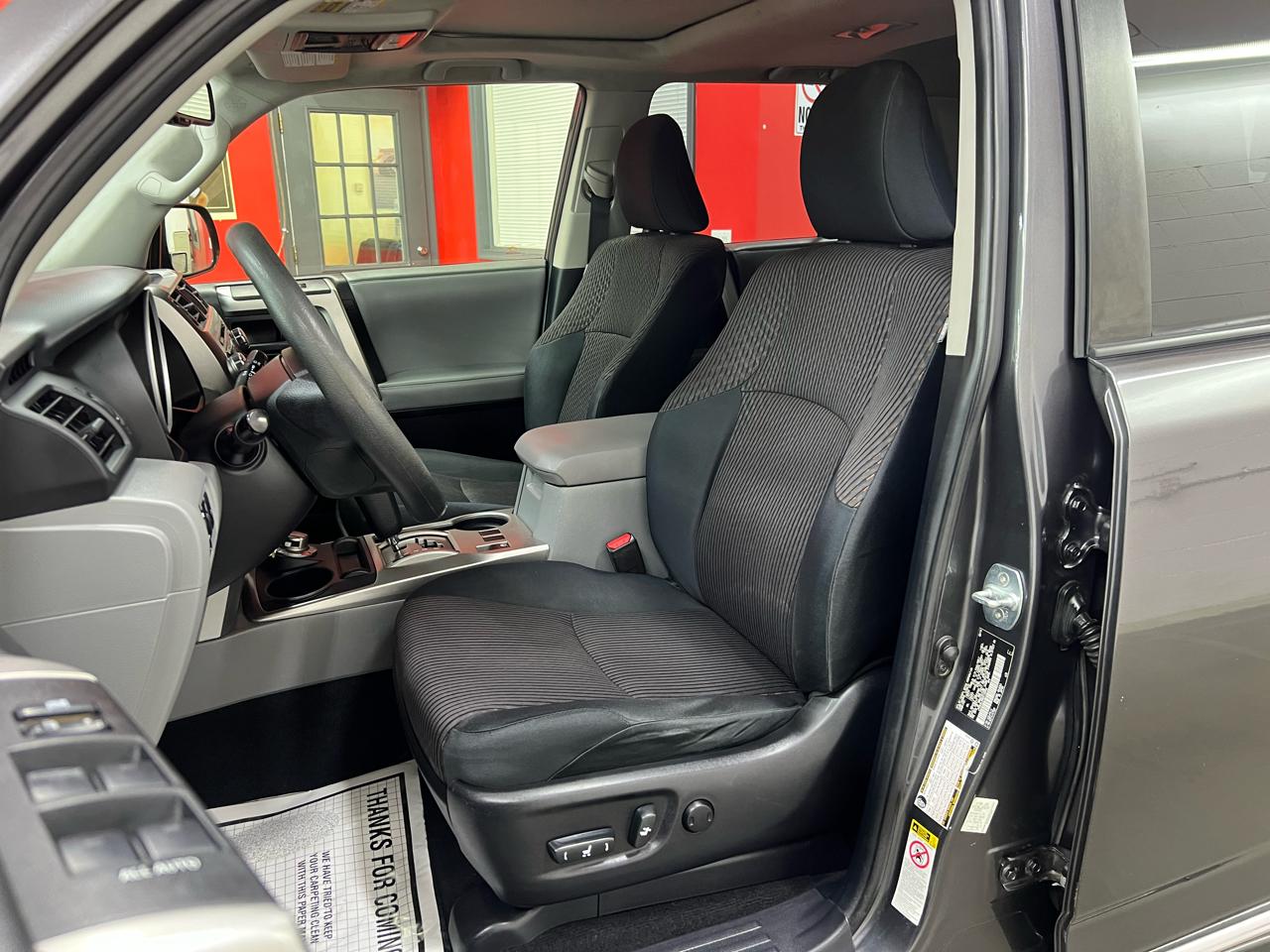 Toyota 4Runner SR5 4WD 2013