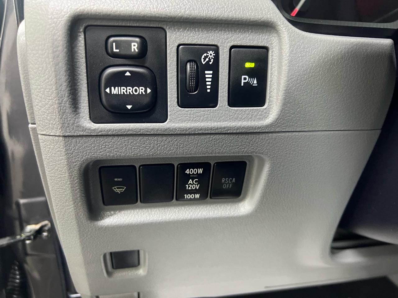 Toyota 4Runner SR5 4WD 2013