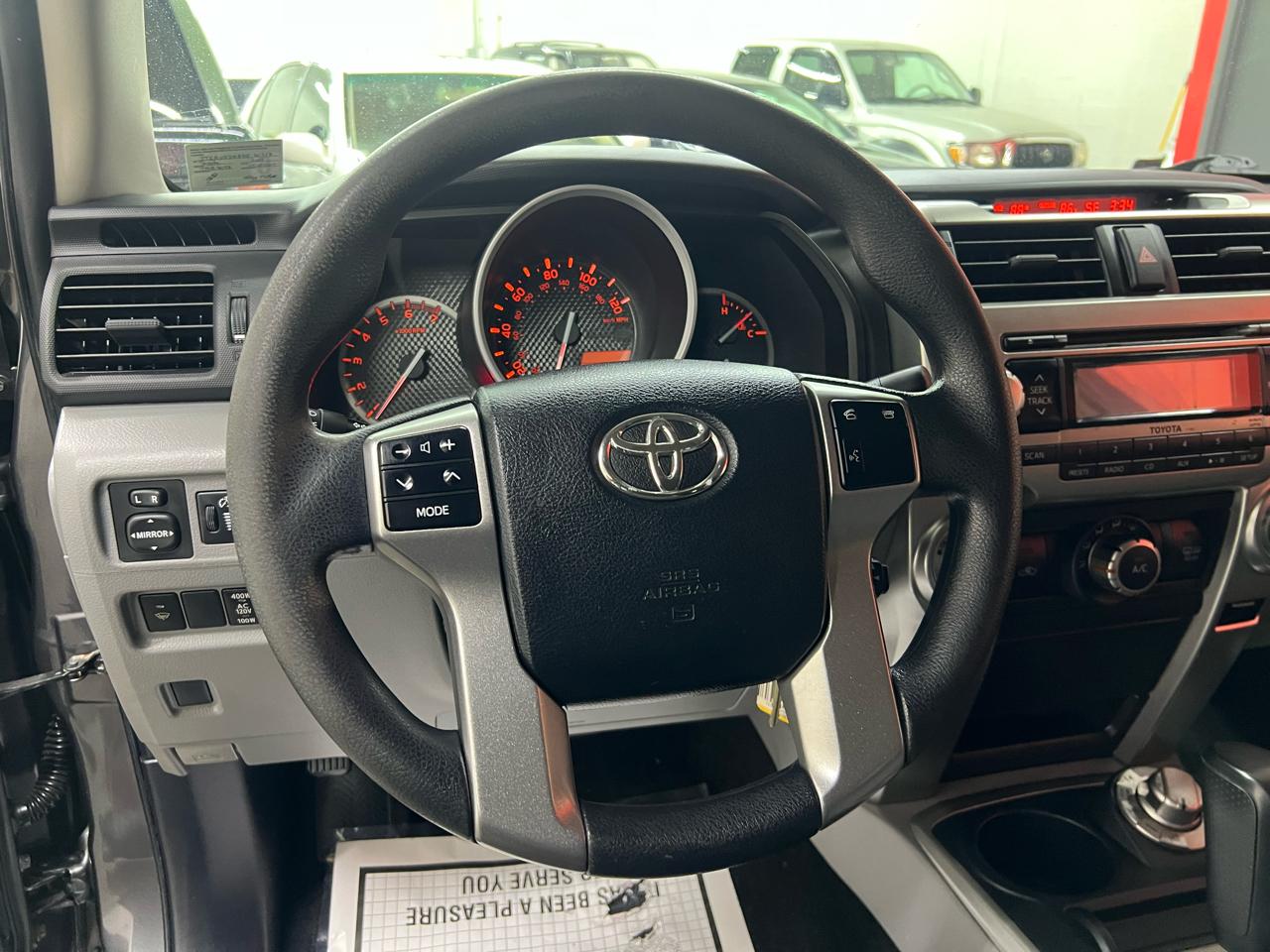 Toyota 4Runner SR5 4WD 2013