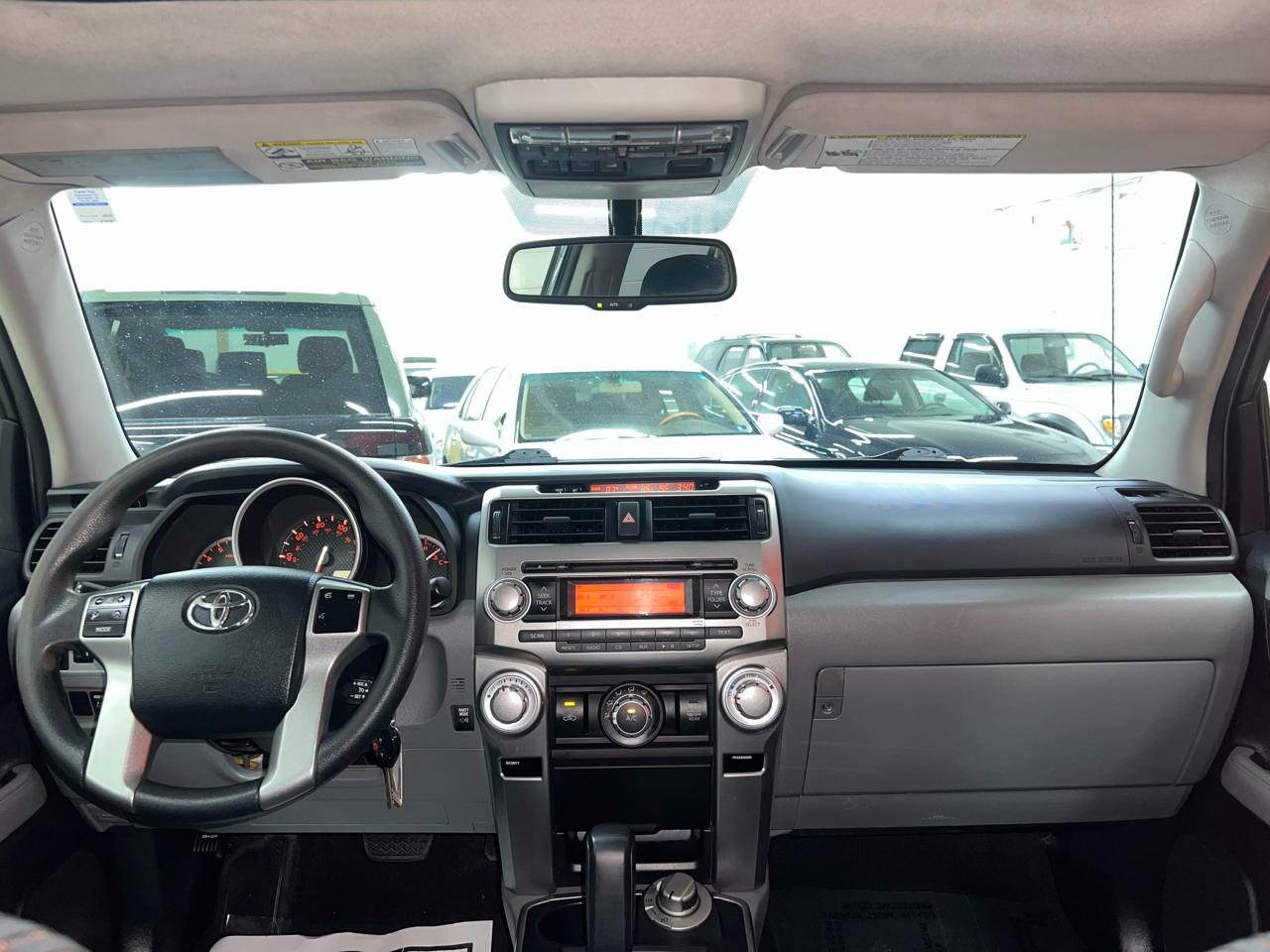 Toyota 4Runner SR5 4WD 2013