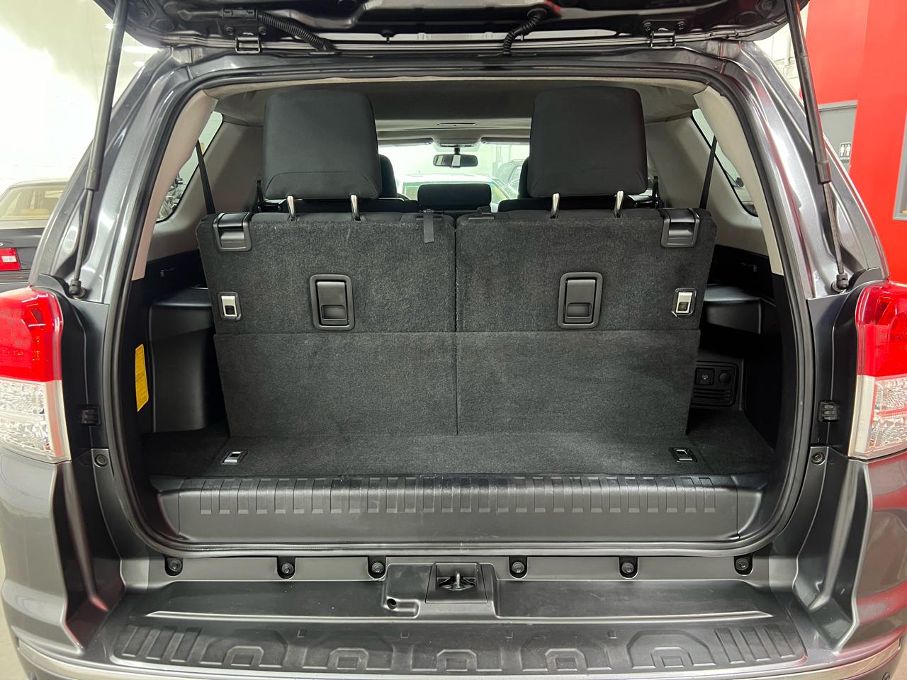 Toyota 4Runner SR5 4WD 2013