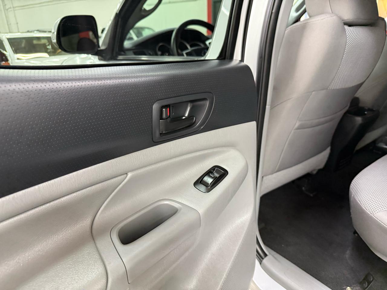Toyota Tacoma Double Cab V6 4WD 2013