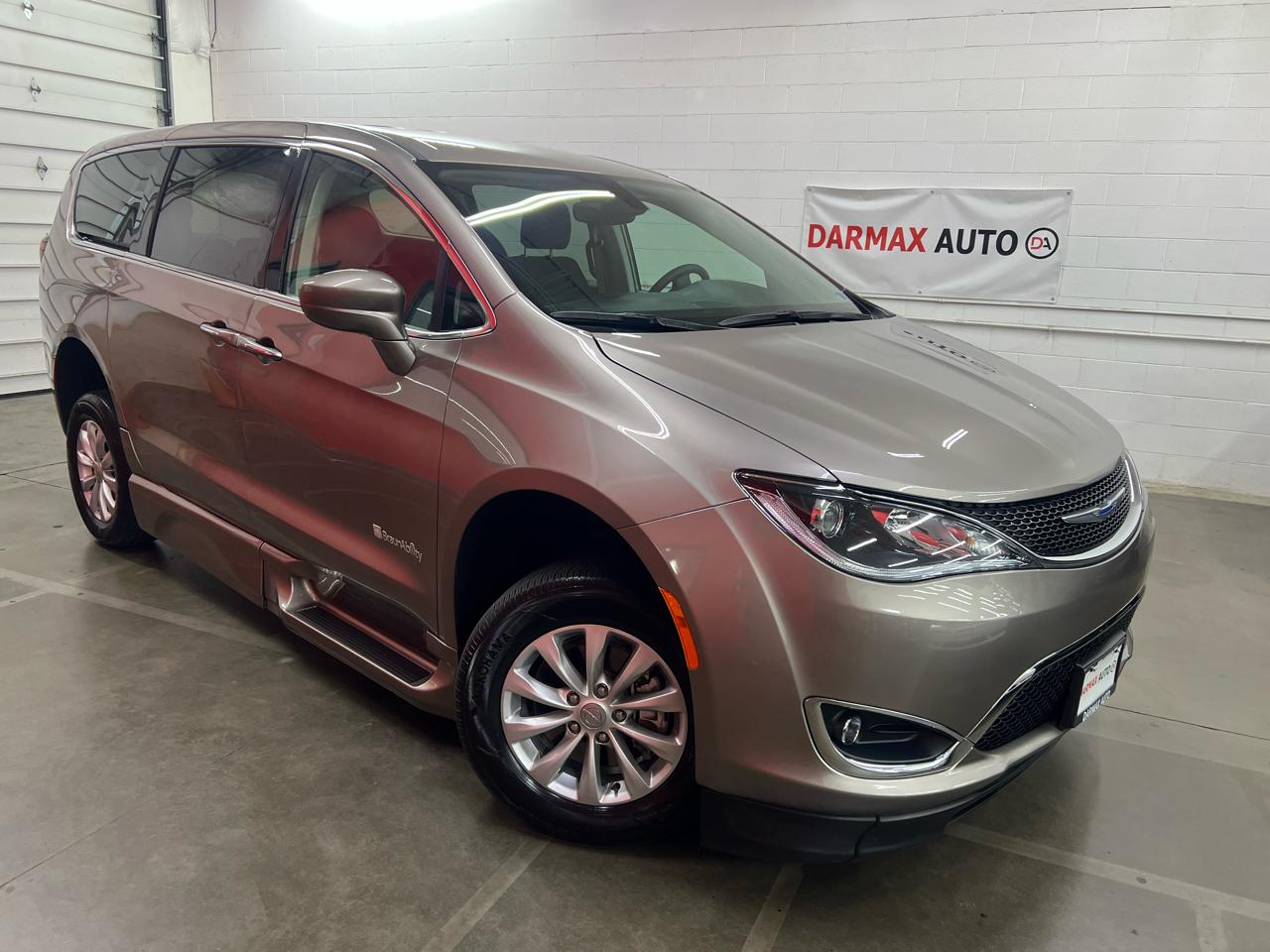 Chrysler Pacifica Touring Plus 2018