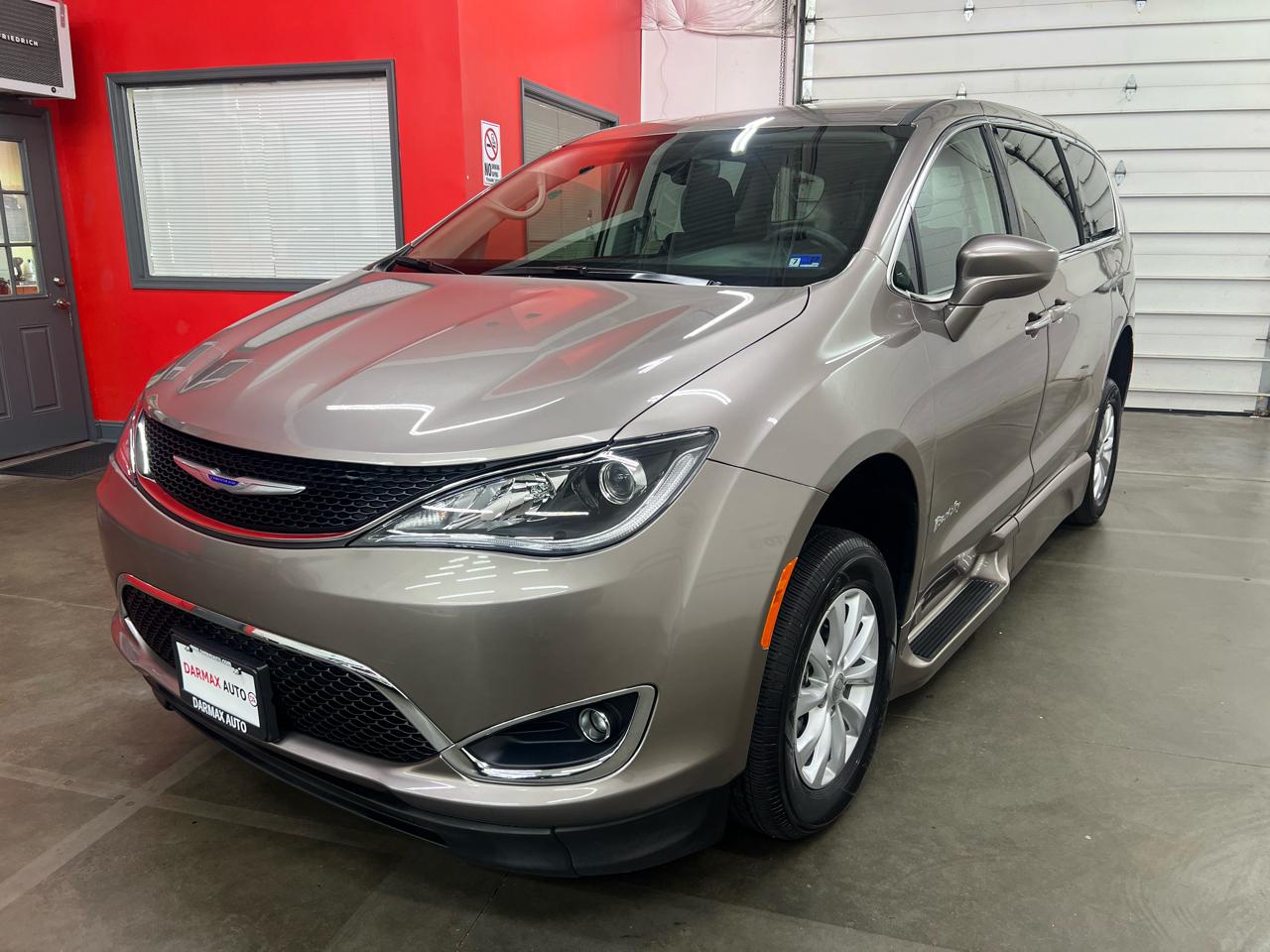 Chrysler Pacifica Touring Plus 2018
