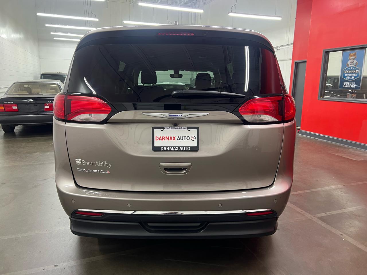 Chrysler Pacifica Touring Plus 2018