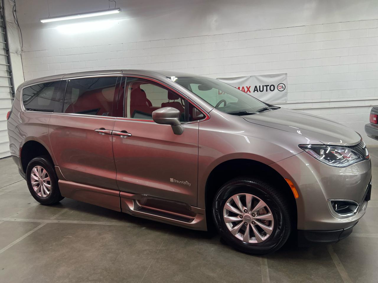 Chrysler Pacifica Touring Plus 2018
