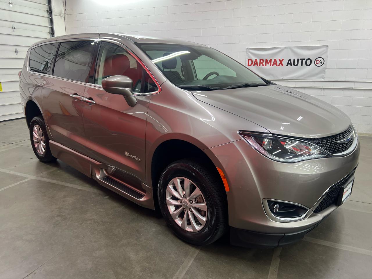 Chrysler Pacifica Touring Plus 2018