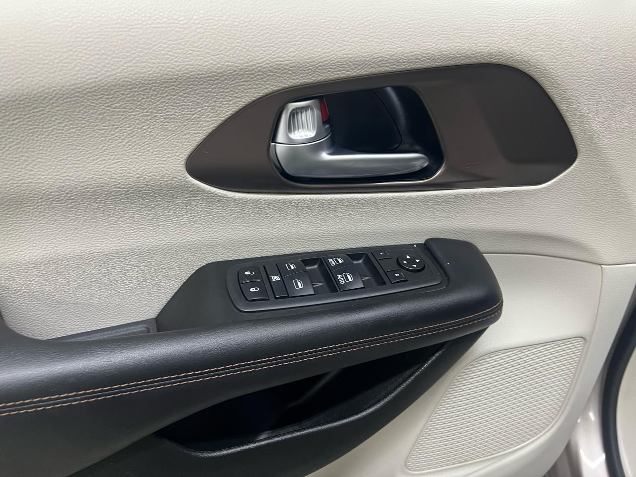 Chrysler Pacifica Touring Plus 2018