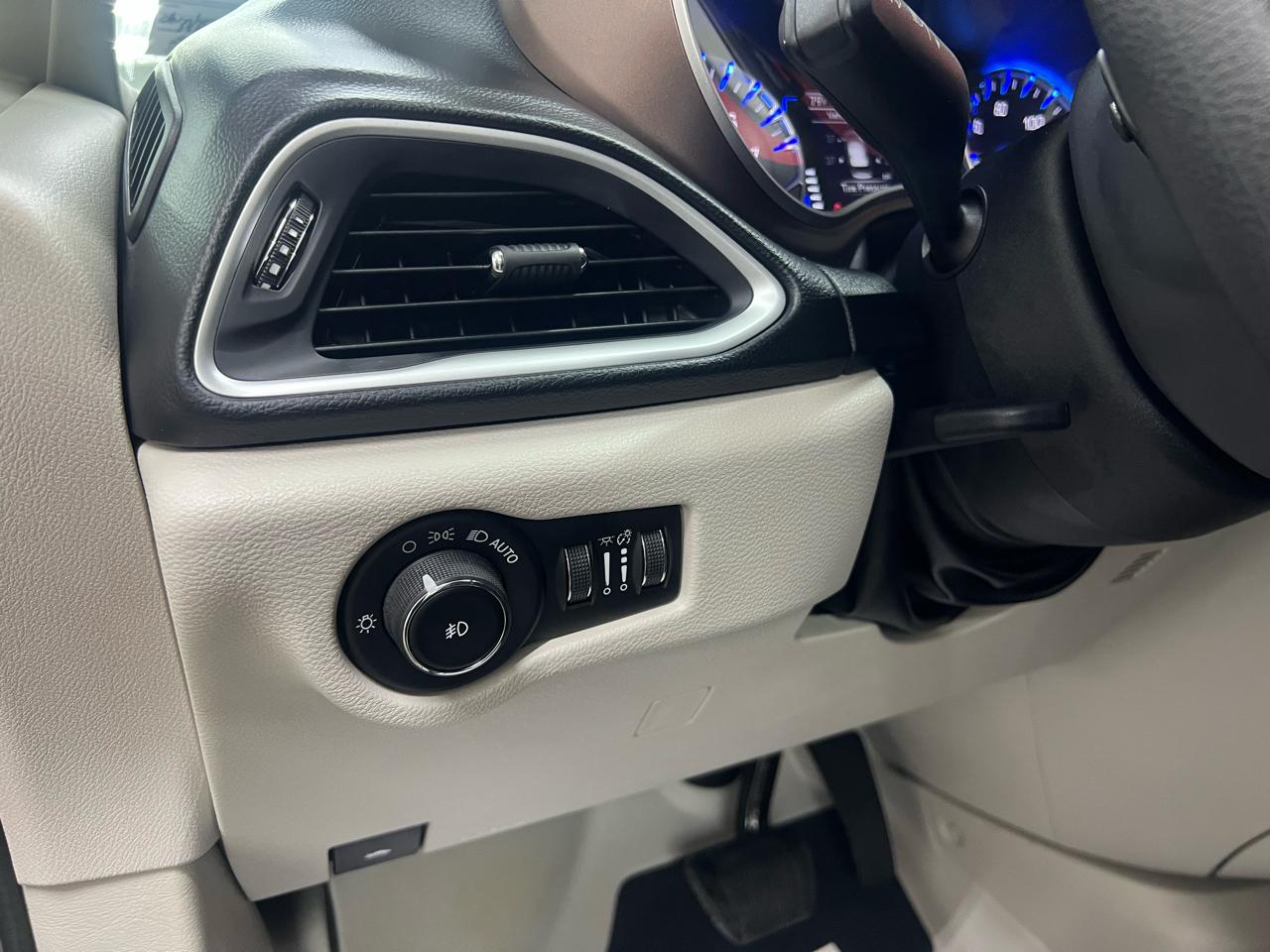 Chrysler Pacifica Touring Plus 2018