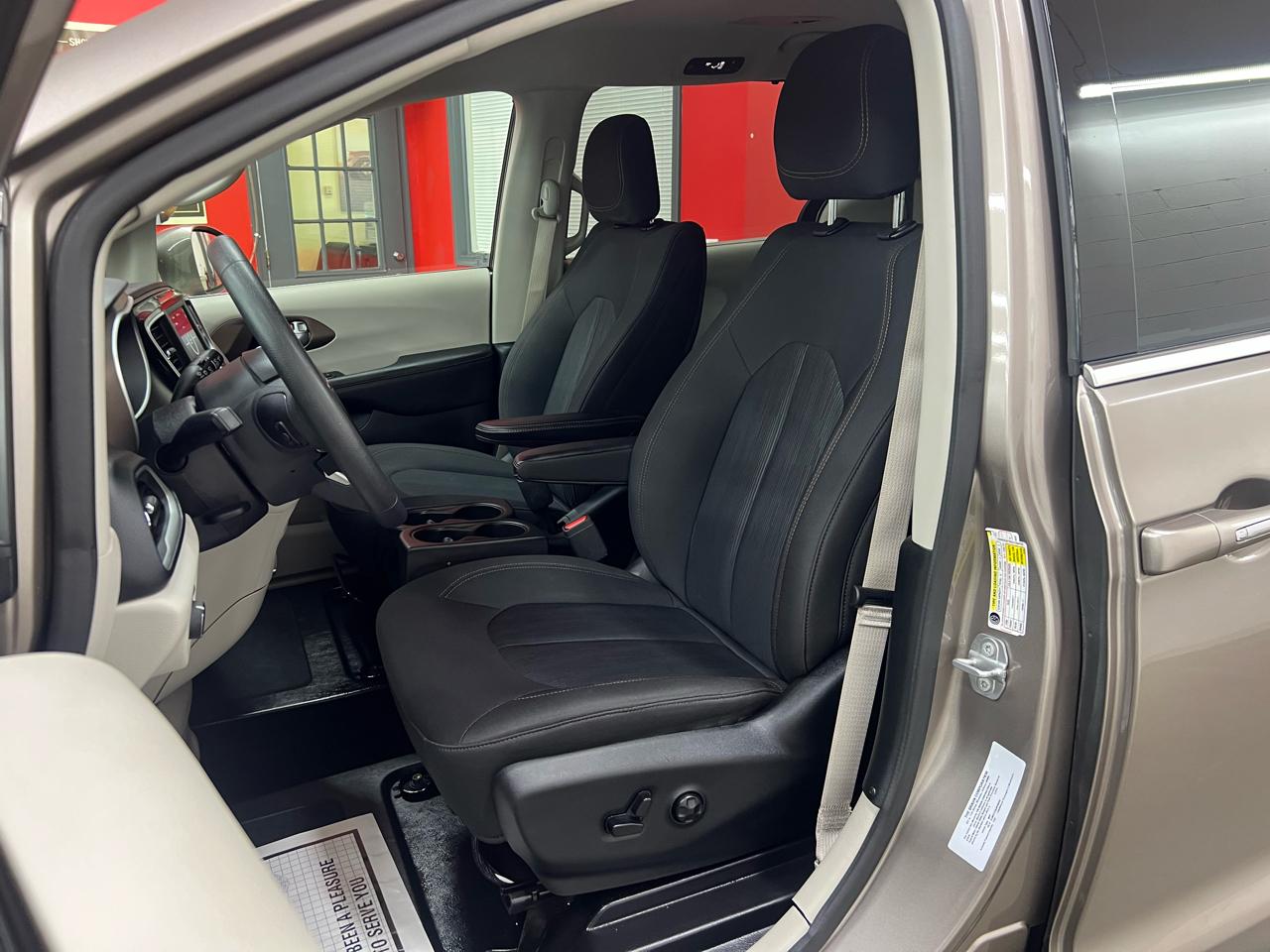 Chrysler Pacifica Touring Plus 2018