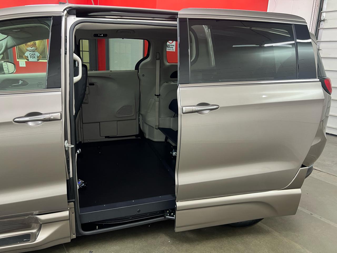 Chrysler Pacifica Touring Plus 2018