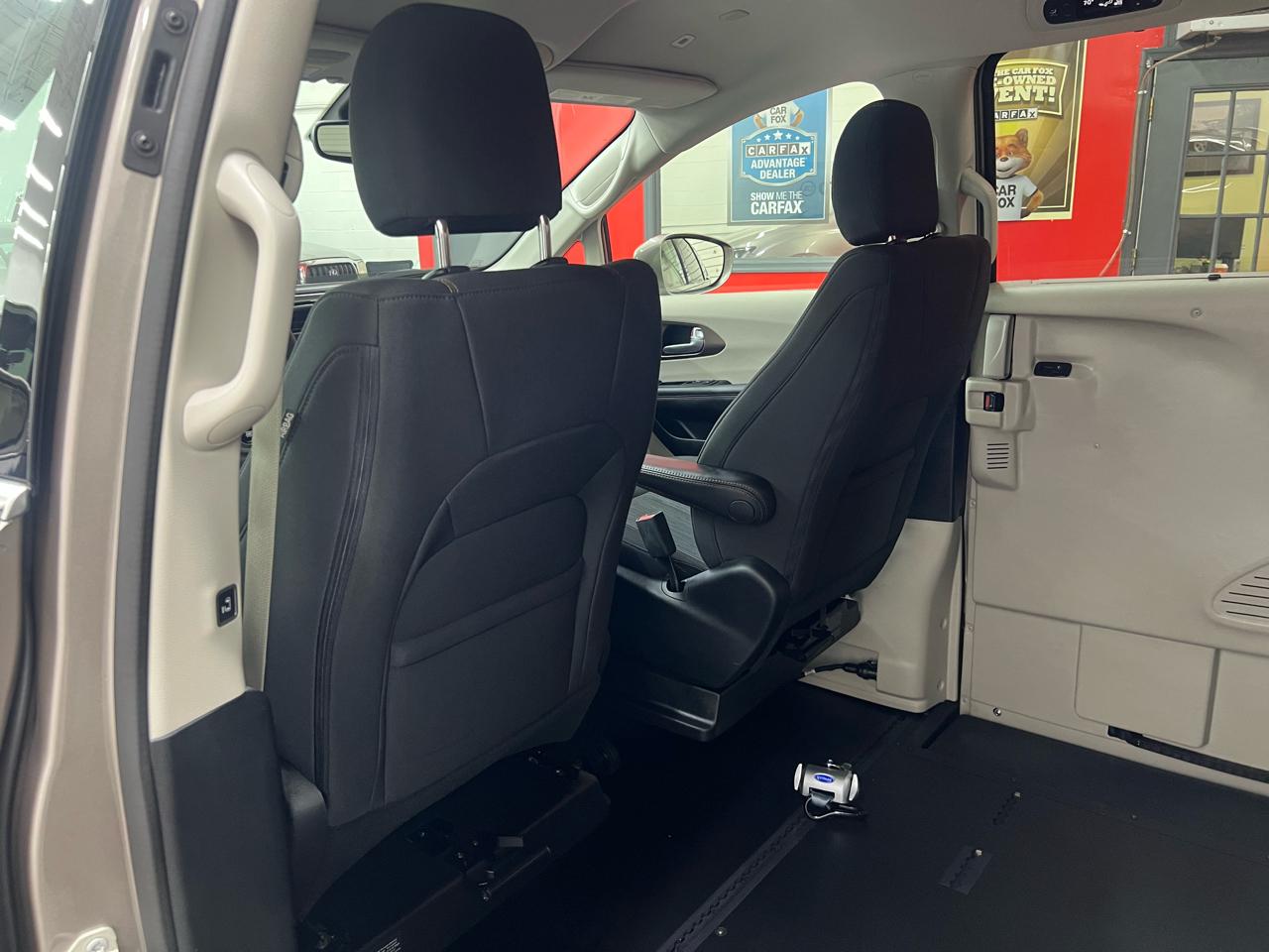 Chrysler Pacifica Touring Plus 2018