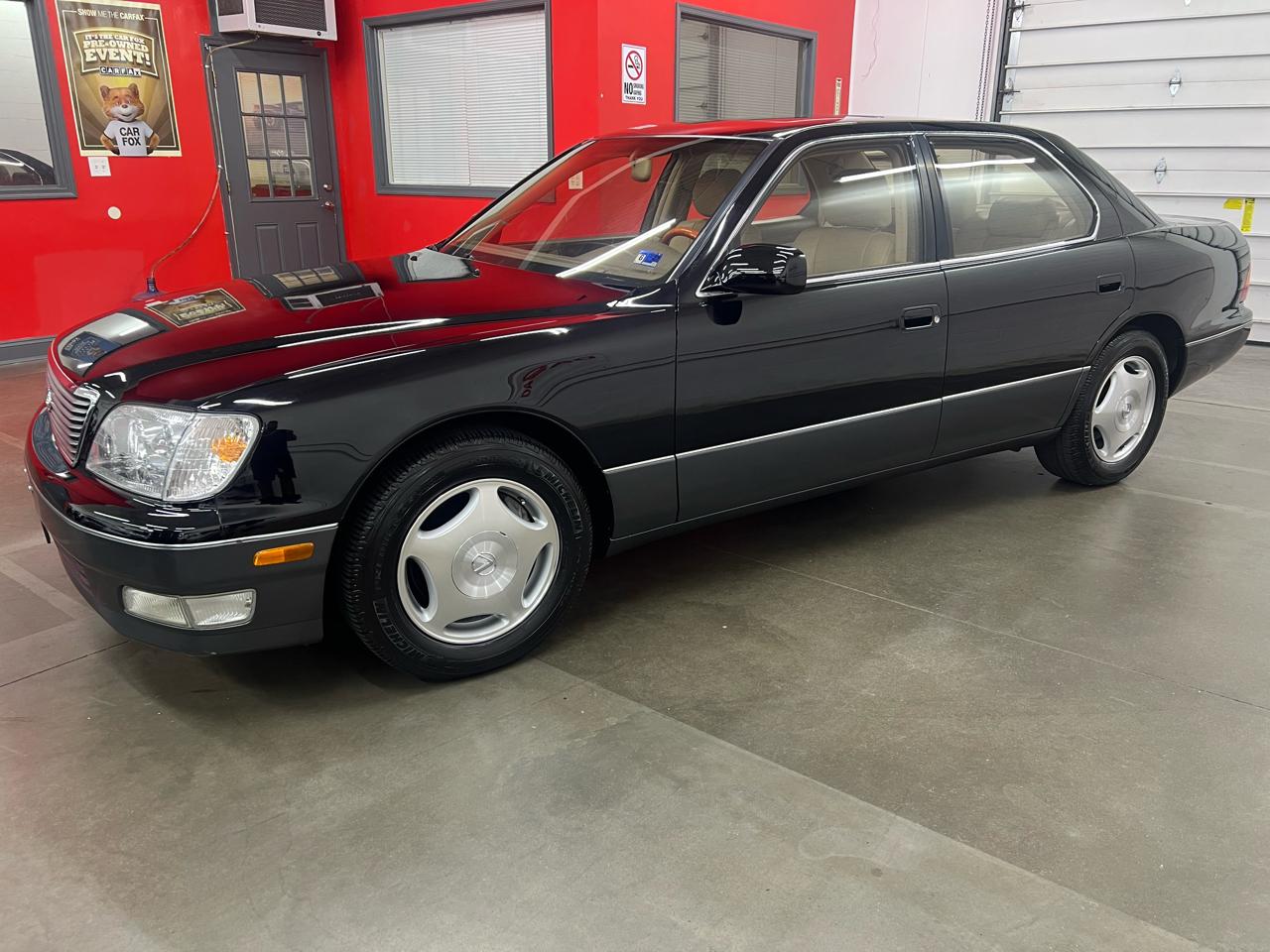 Lexus LS 400  1999