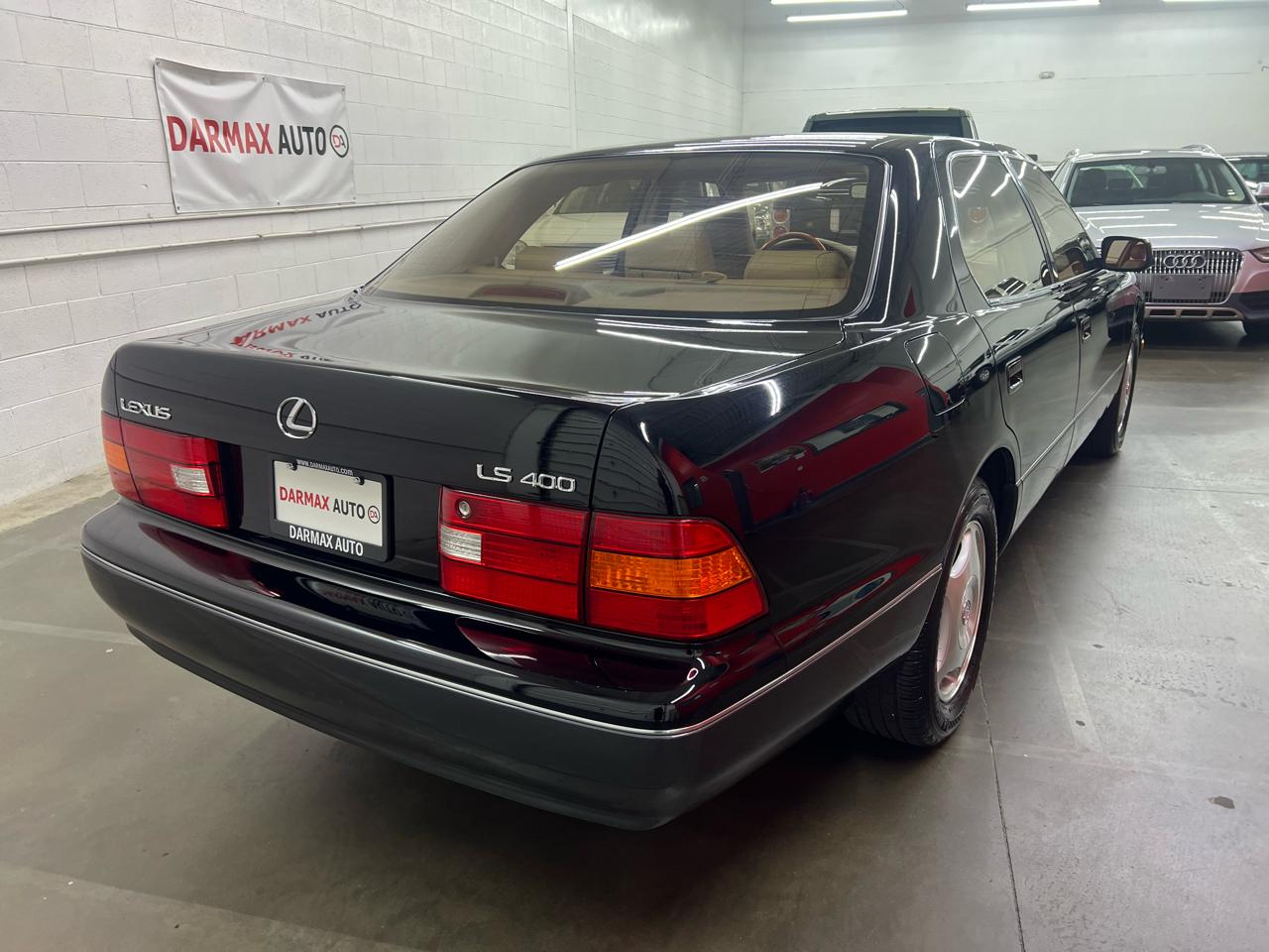 Lexus LS 400  1999
