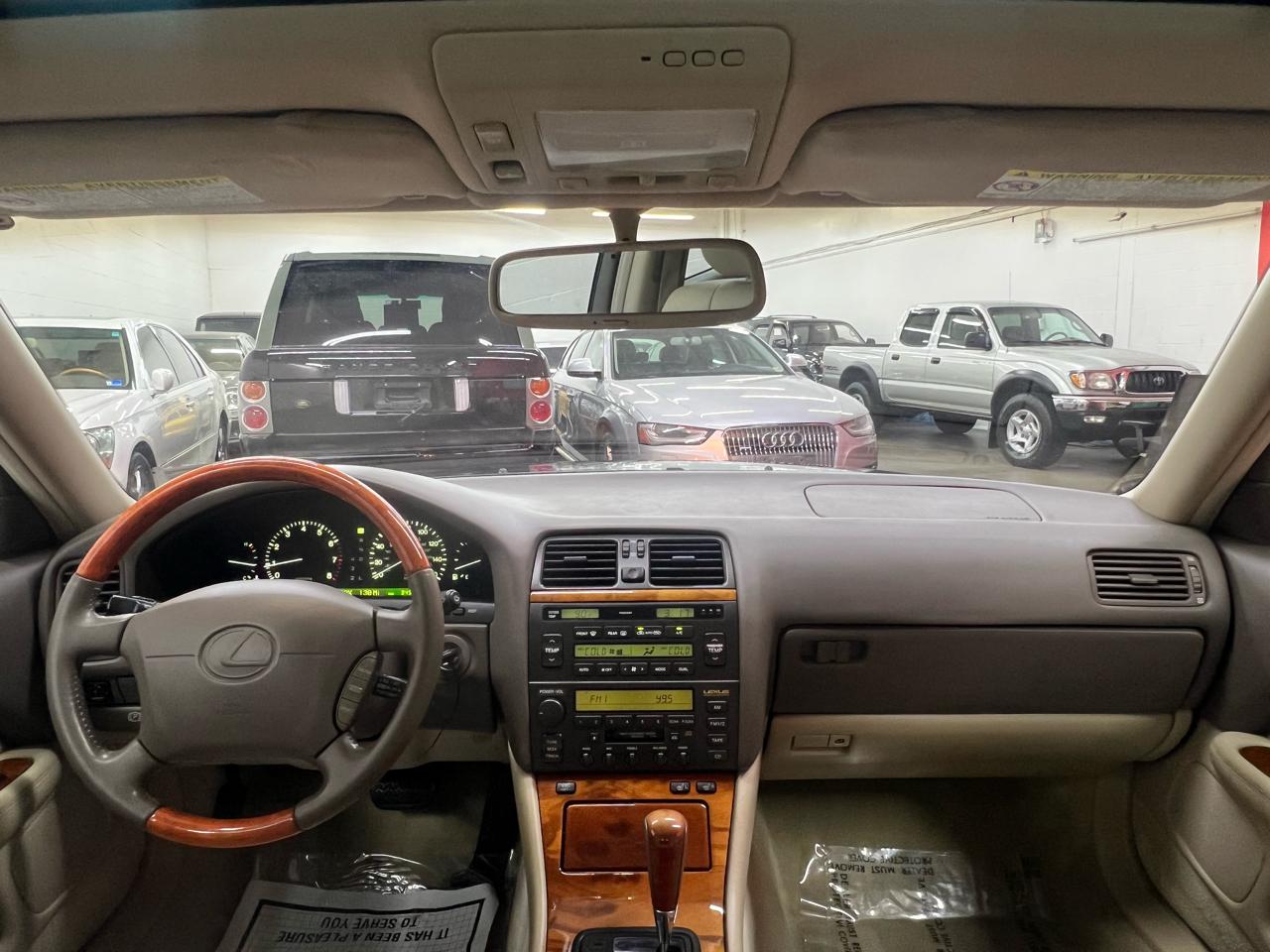 Lexus LS 400  1999