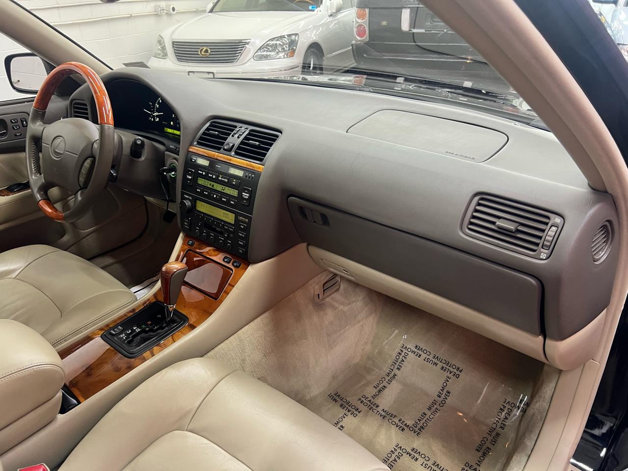 Lexus LS 400  1999