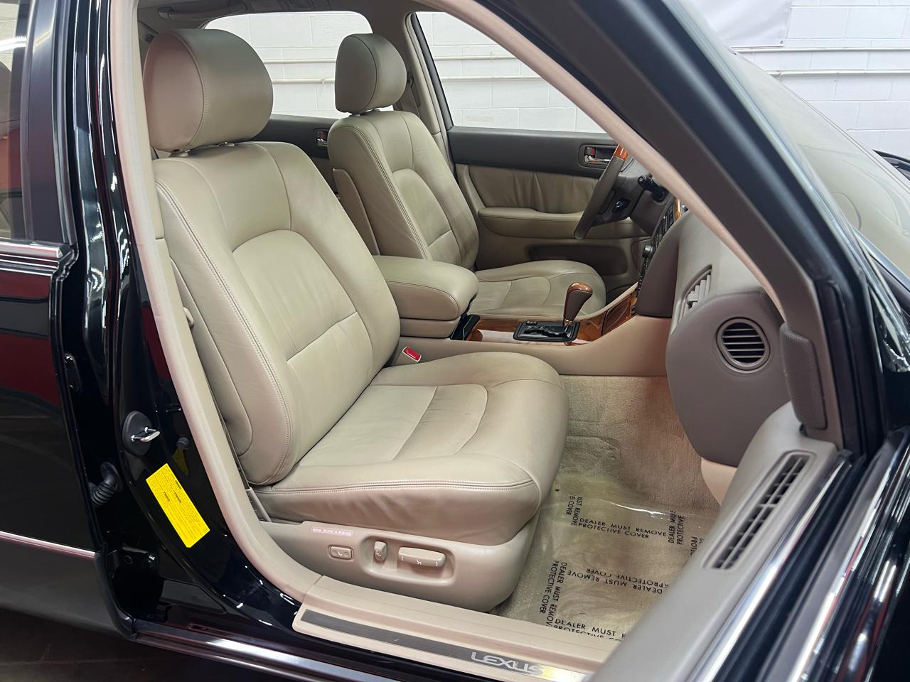 Lexus LS 400  1999